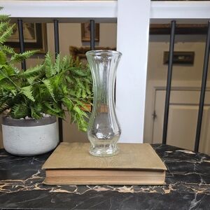 Vintage Dynasty Glass Bouquet Vase #4225 Clear Pressed Glass Base Bud Vase